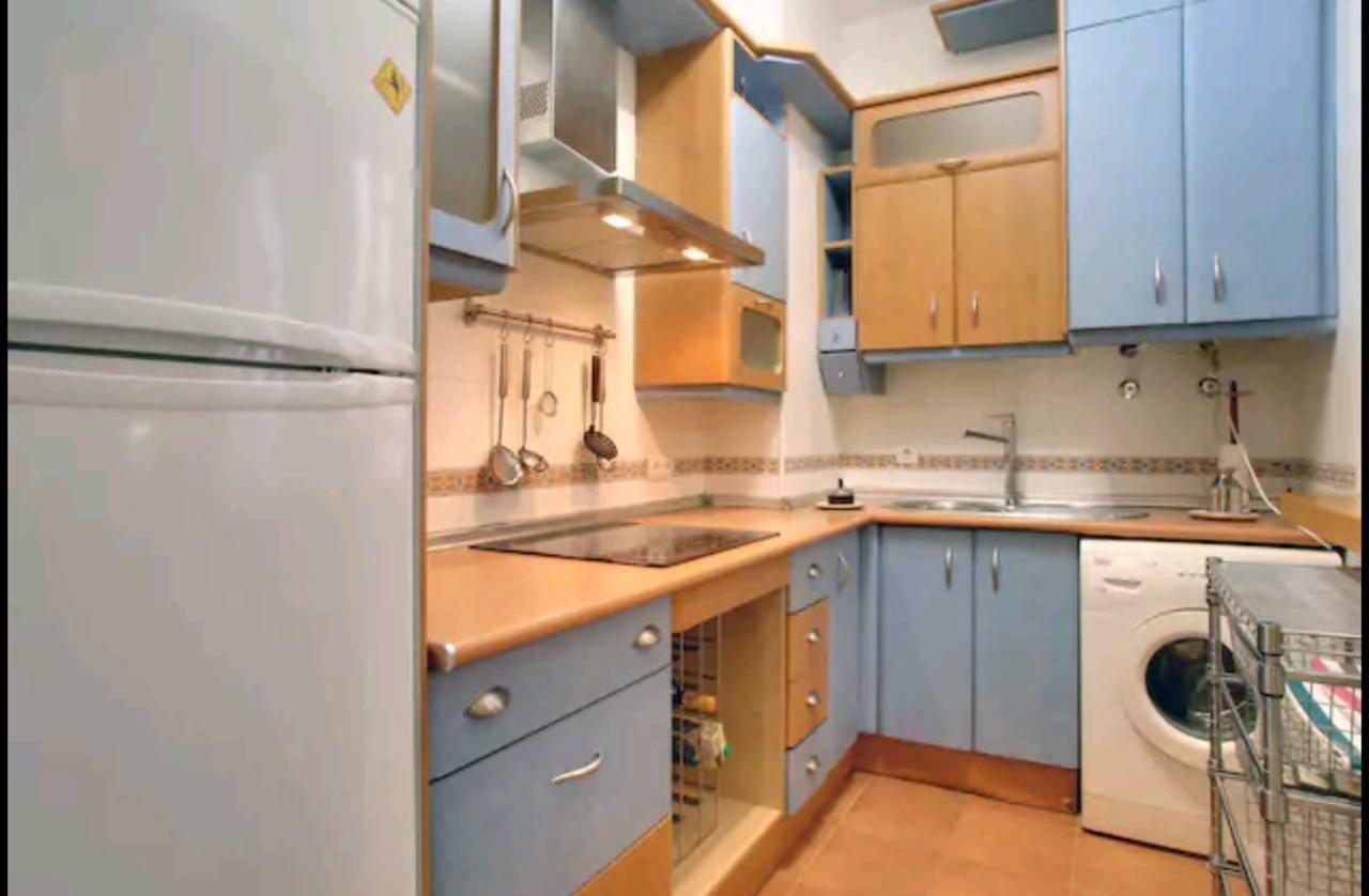 Apartamento Alcazaba Малага Екстериор снимка