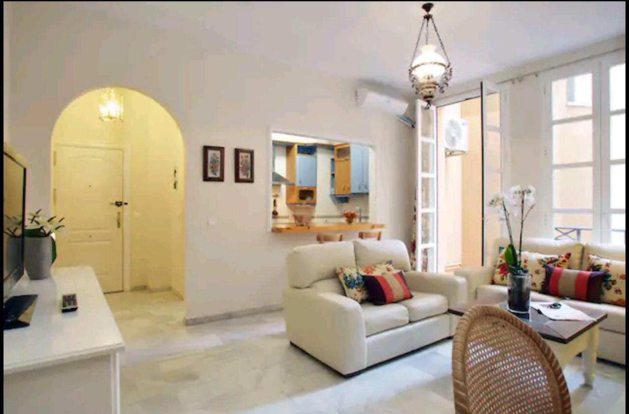 Apartamento Alcazaba Малага Екстериор снимка