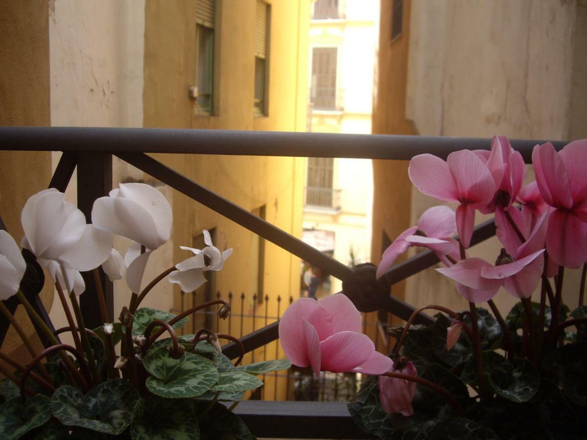 Apartamento Alcazaba Малага Екстериор снимка