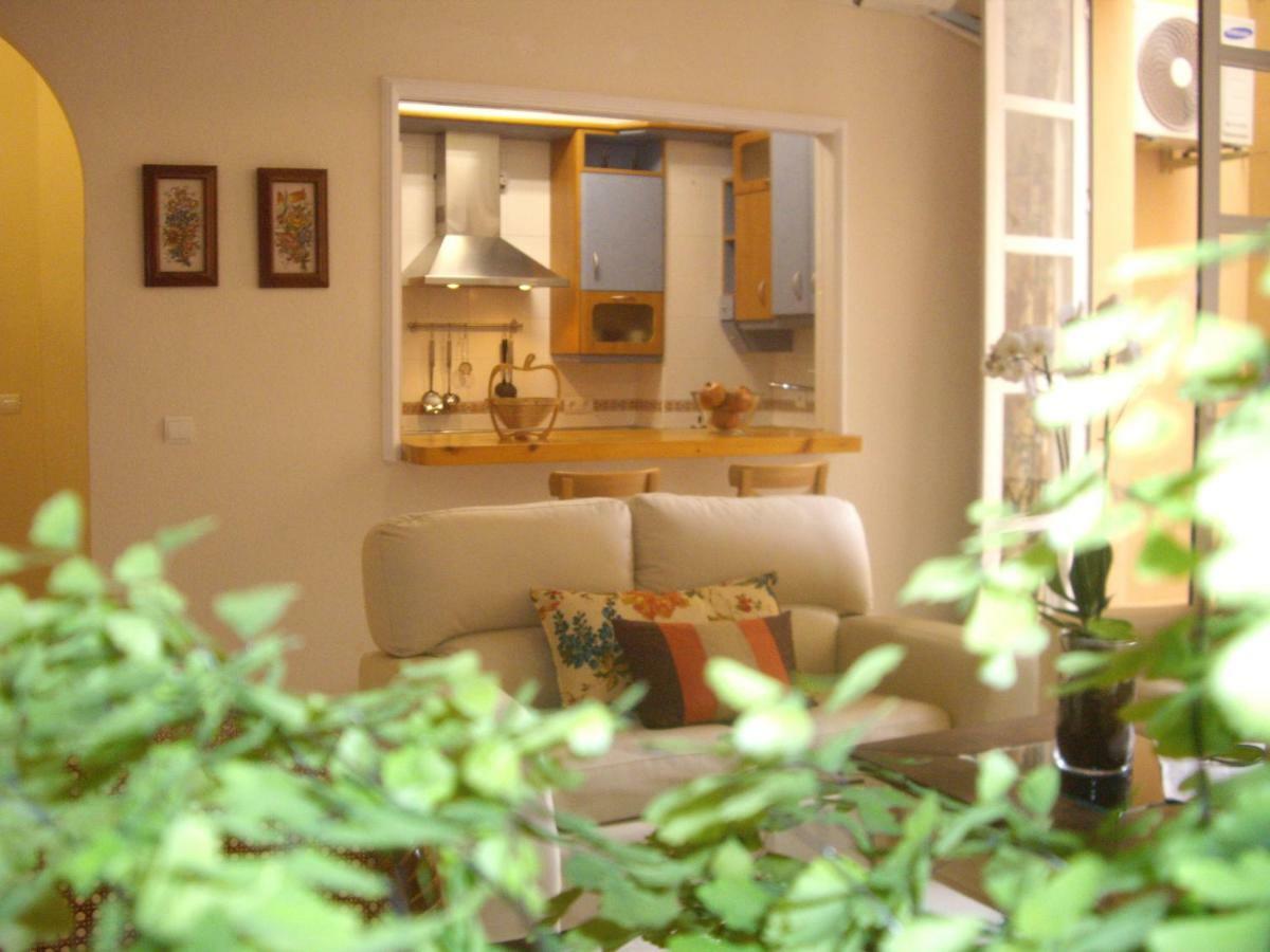 Apartamento Alcazaba Малага Екстериор снимка